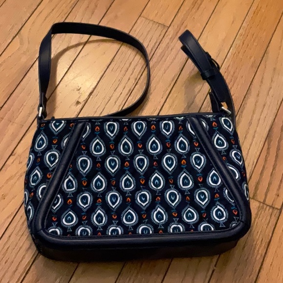 Vera Bradley small shoulder bag with faux leather strap. - Picture 2 of 2